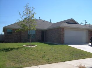 1315 Yorkshire Ave, Wolfforth, TX 79382