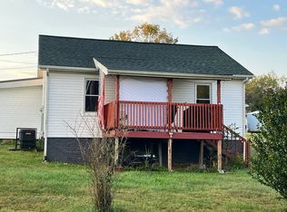 2219 Roseberry Rd, Mascot, TN 37806