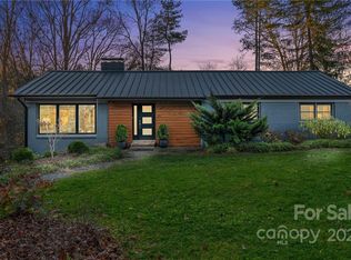 19 Red Oak Rd, Asheville, NC 28804