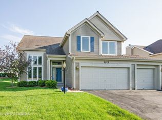 1413 Royal Oak Ln, Lake In The Hills, IL 60156