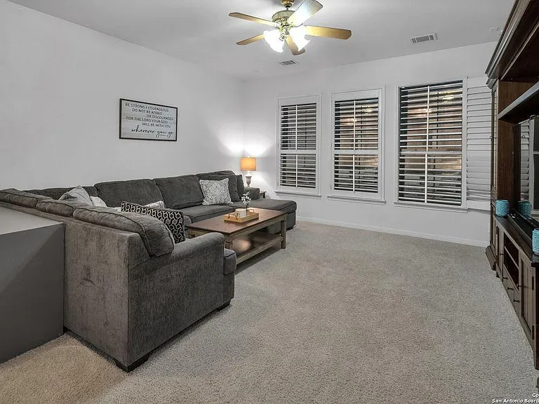 26022 Cuyahoga Cir — Photo 25