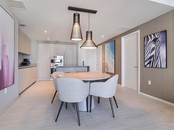 3rd image of 4010 S Ocean Dr #1-2203-1
