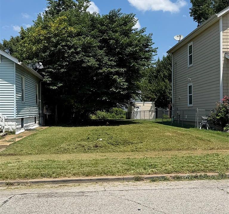 1st image of 6639 Bartmer Ave