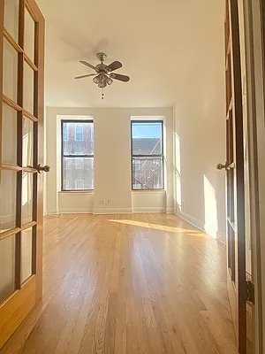 Rented by Oxford Property Group | media 5