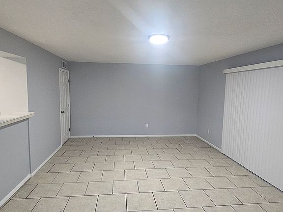 3rd image of 5684 Tomoka Dr Unit 106