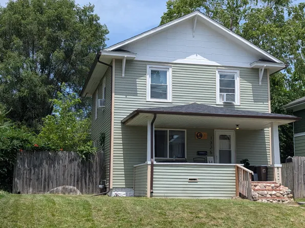 1325 Randolph St, South Bend, IN 46613