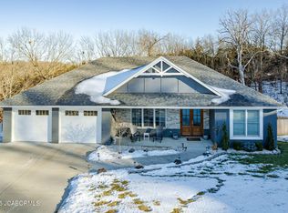 5612 La Charette Dr, Jefferson City, MO 65109