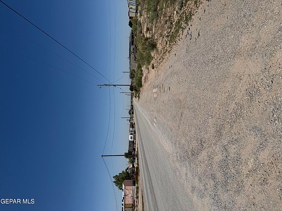 5th image of 15171 Radlite Dr