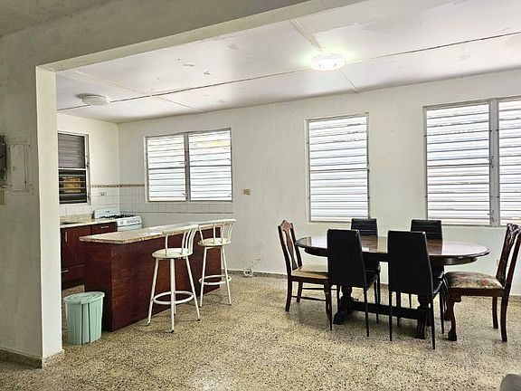 5th image of Calle Dr