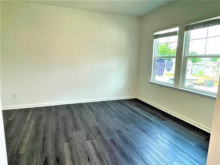 270 Rivulet Dr — Photo 4