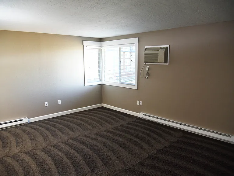 Railhead Apartments — Photo 31