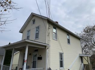641 Wylie Ave #2, Jeannette, PA 15644