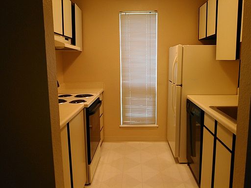 3rd image of 14321 SE 17th St APT D8