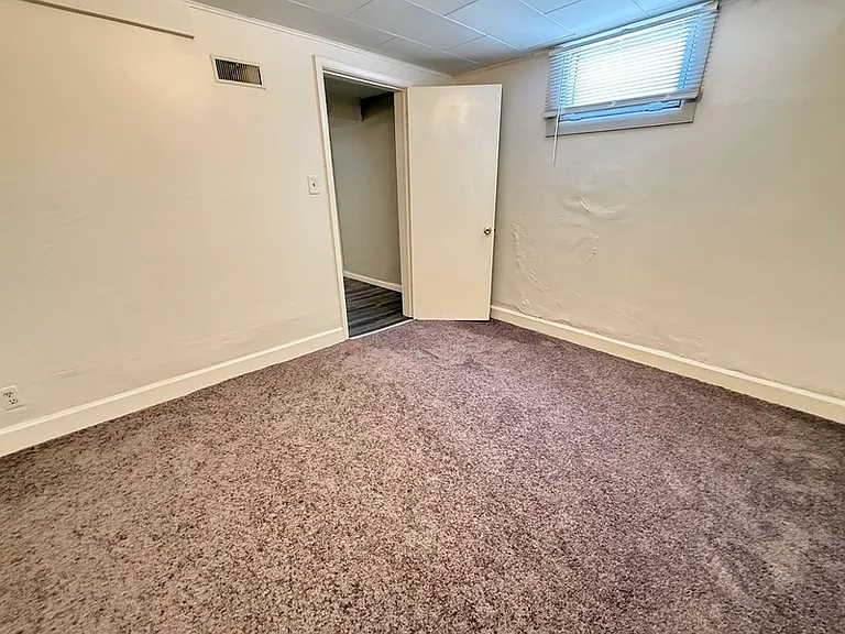 2021 N Irving St — Photo 9
