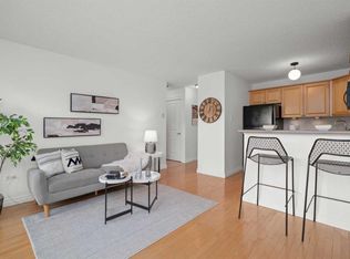 1411 7th St SW #203, Calgary, AB T2R1A6