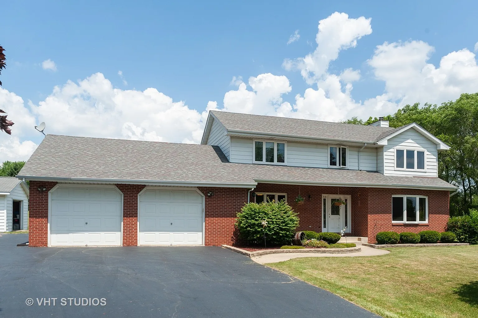 518 Meadow Ct photo 1