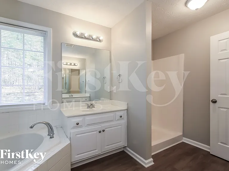 229 Springbrook Ct — Photo 13