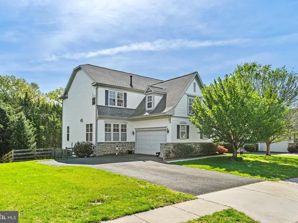 9338 Falling Water Dr, Bristow, VA 20136