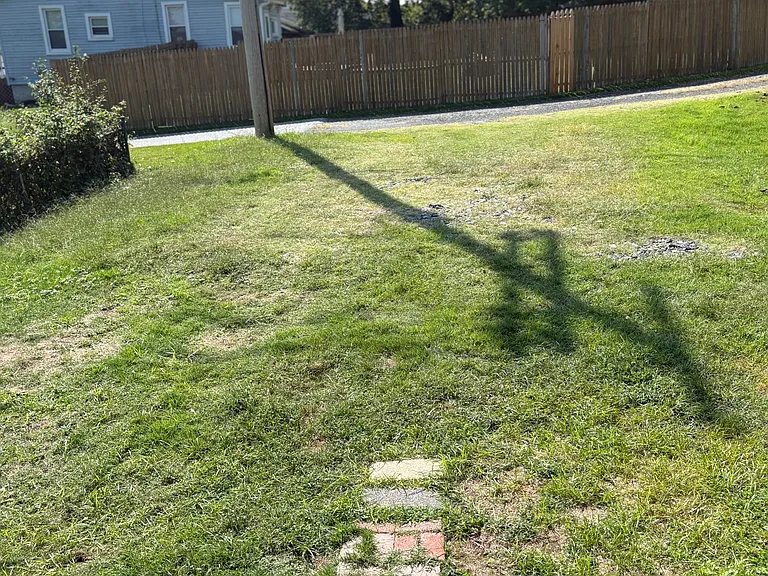 416 Old Home Rd — Photo 11