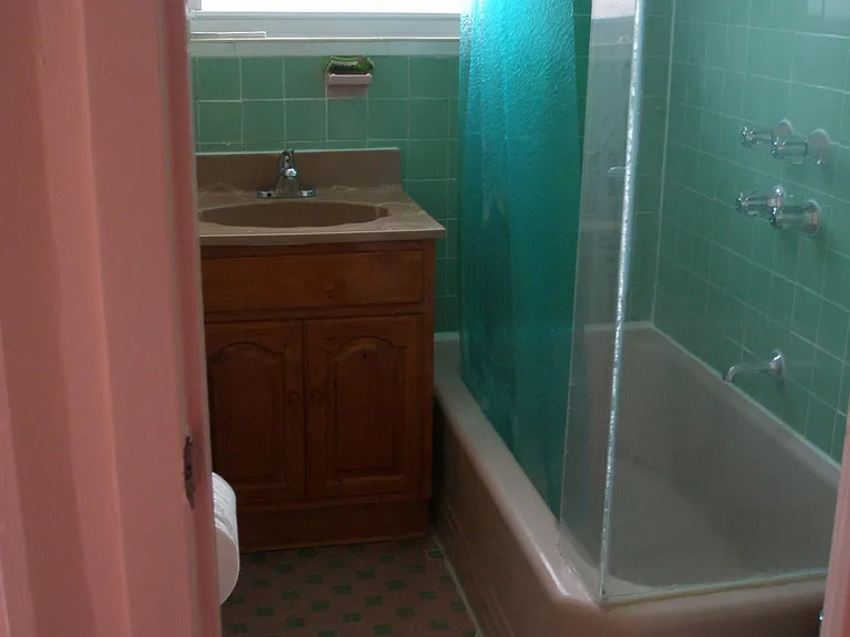 2445 Benson Ave #2 — Photo 5