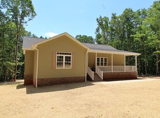 1582 Oak Ridge Rd, Appomattox, VA 24522