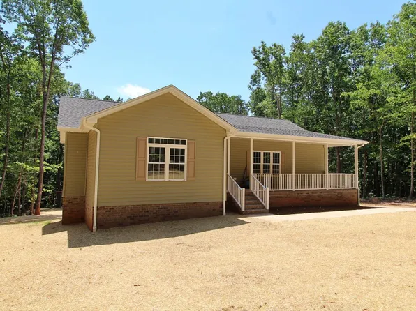 1582 Oak Ridge Rd, Appomattox, VA 24522