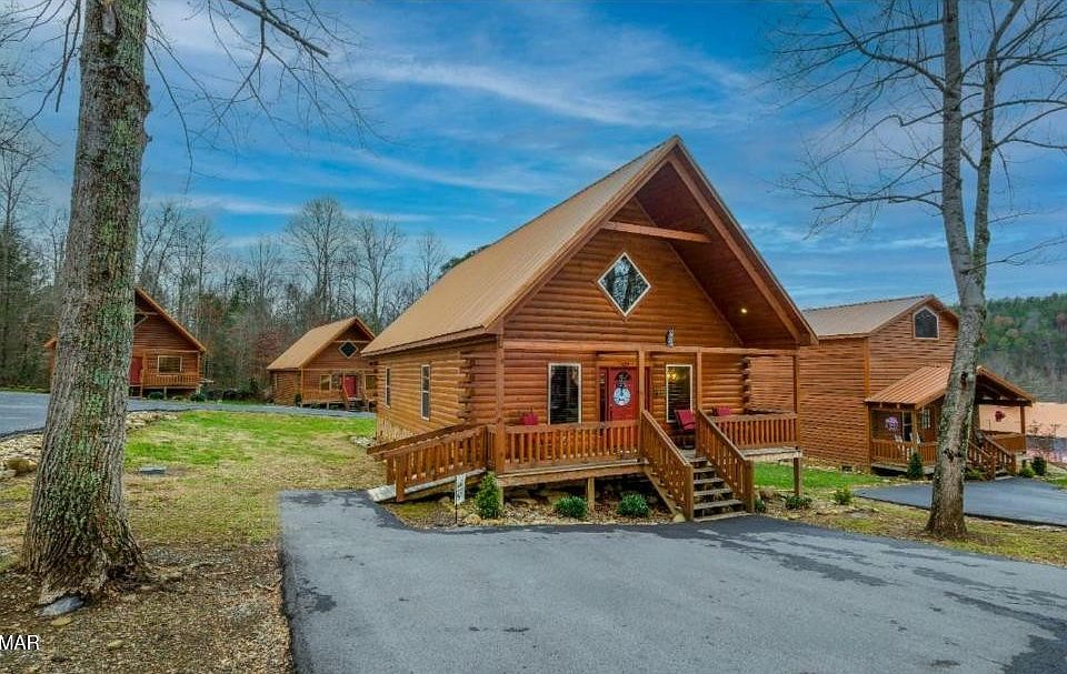 1st image of 124 White Oak Resort Way