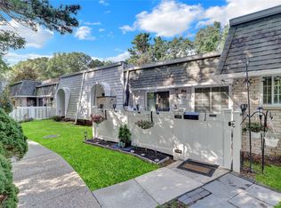 409 Birchwood Rd, Medford, NY 11763