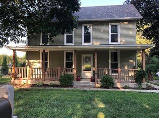 304 S Kansas St, Highland, KS 66035