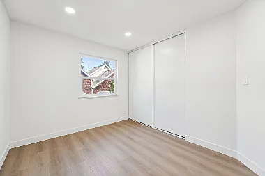 1741 Abington Ct — Photo 17