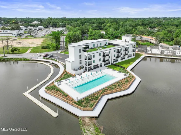 1302 Magnolia St #109, Gulfport, MS 39507