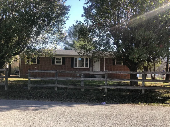 359 Adcock Cemetery Rd, Smithville, TN 37166