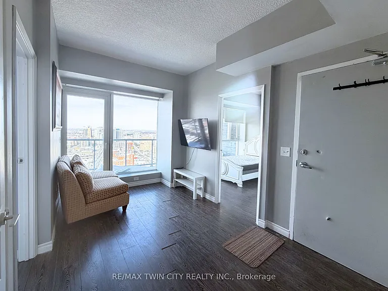 158 King St N #8-2604 — Photo 4