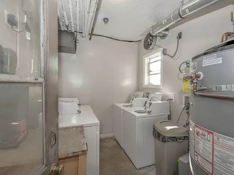 415 E Foothill Blvd #4 — Photo 15