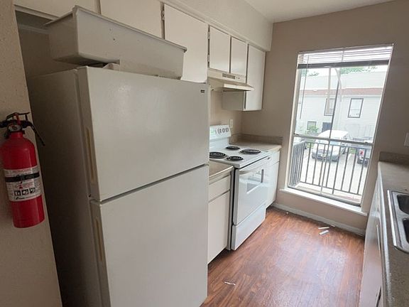 2nd image of 6200 W Tidwell Rd APT 2204