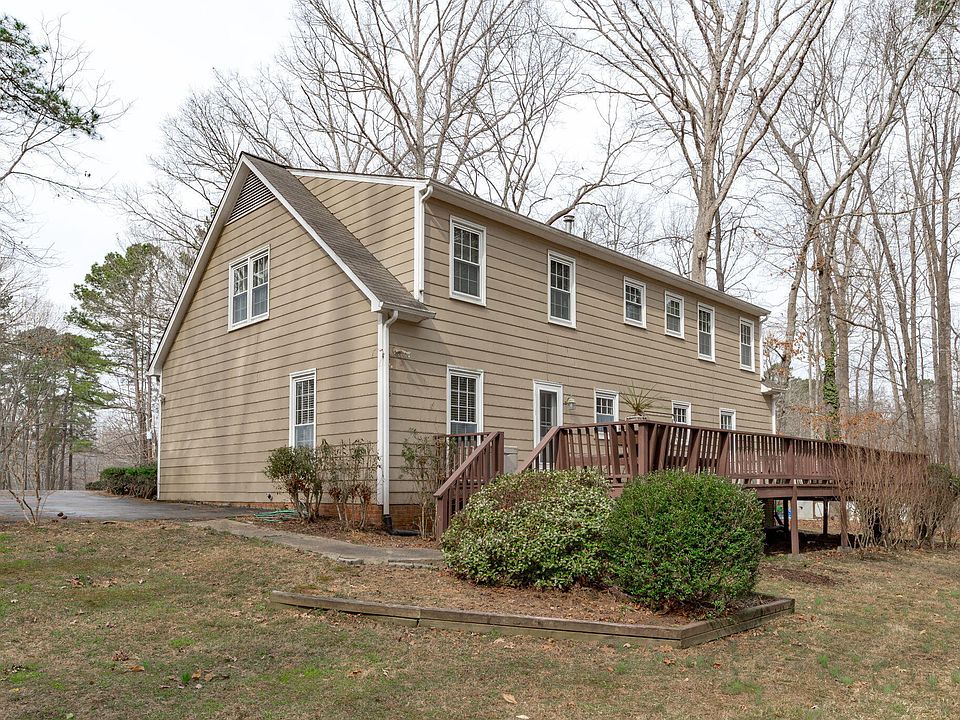 2nd image of 115 Perth Pl