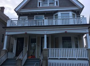 2963 N Murray Ave, Milwaukee, WI 53211