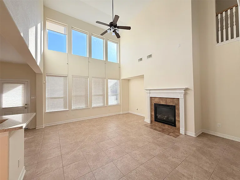 28015 Silverstream Ct — Photo 12