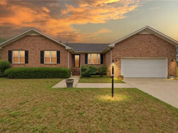 308 Meadow Cir, Emporia, VA 23847