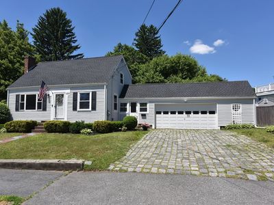 123 Richland Rd, Norwood, MA, 02062