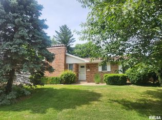 2713 Ken Ray Dr, Quincy, IL 62301