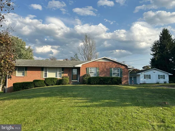125 York Dr, Romney, WV 26757