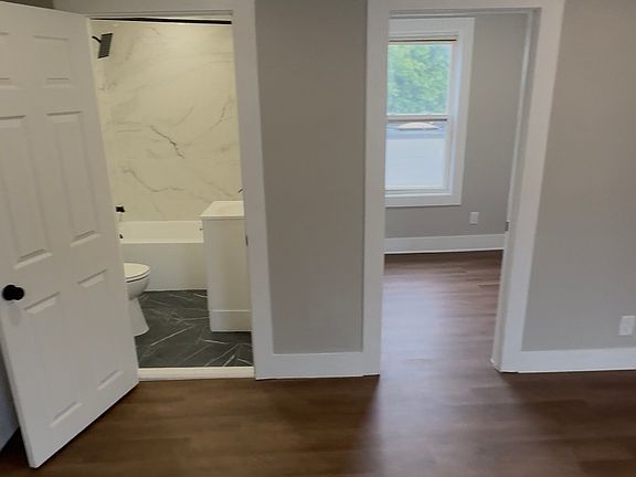 5th image of 23 Benson St Unit 3