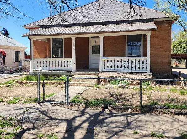 1019 2nd St, Las Vegas, NM 87701
