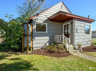 2700 Madrona St, Bellingham, WA 98225