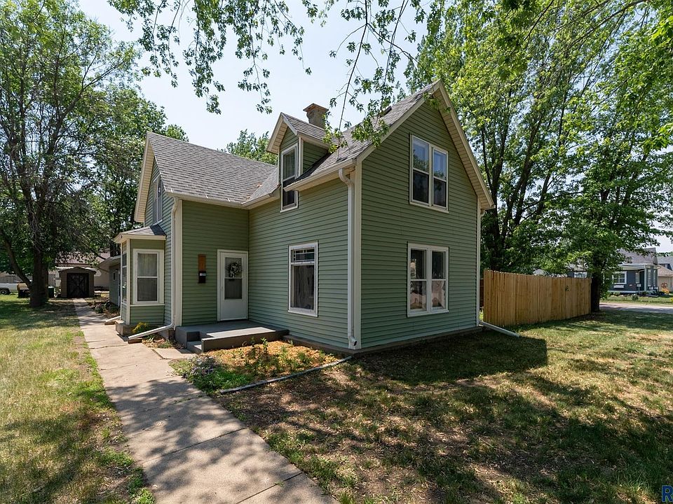 411 W Cedar St, Beresford, SD 57004 Zillow