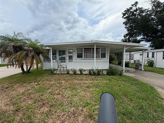 2nd image of 112 HOLIDAY LANE