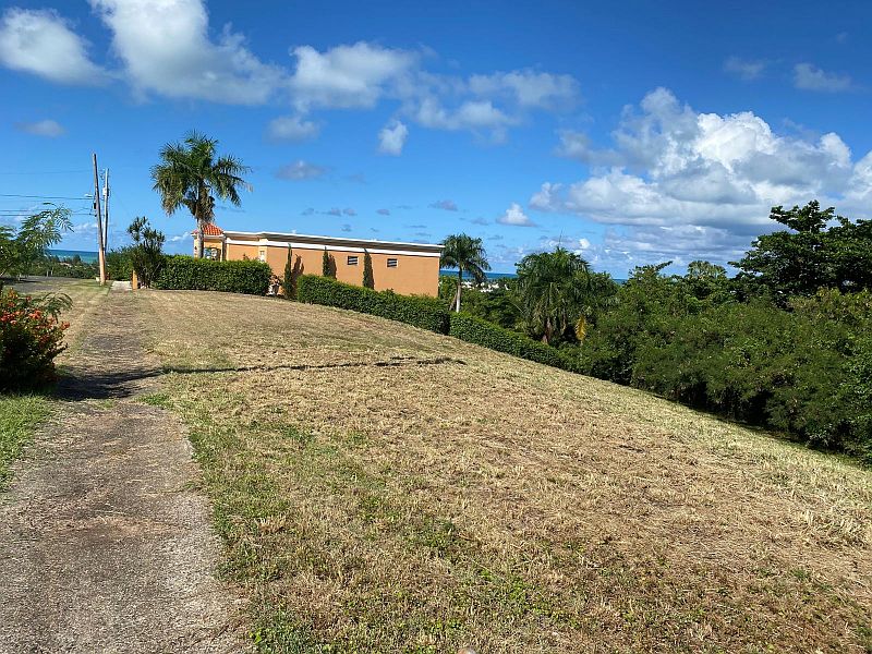 1st image of Urb Vistas De Yunque Mar 6 Calle #1