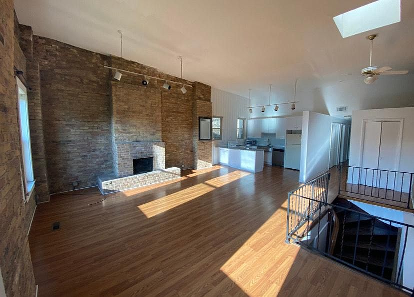1st image of 2218 N Sedgwick St #3