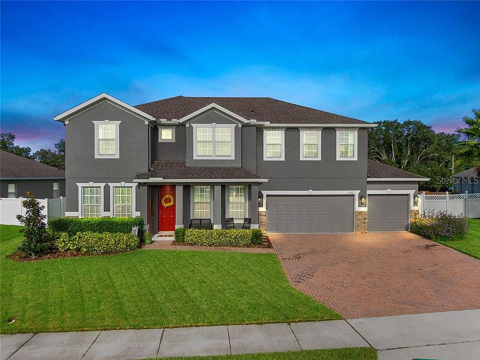 1st image of 743 Grassy Stone Dr
